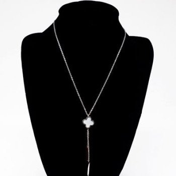 Κολιέ από ανοξείδωτο ατσάλι με λουλούδι