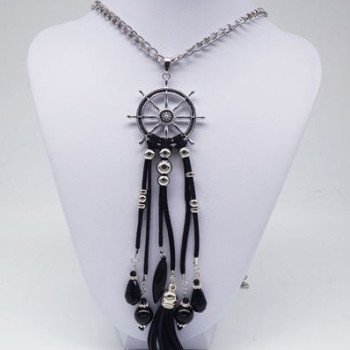 Κολιέ μακρύ με κρεμαστό ασημί πηδάλιο