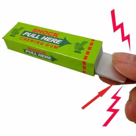 Τρικ Τσίχλα με Κατσαρίδα