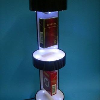 ΜΑΓΝΗΤΙΚΑ ΑΙΩΡΟΥΜΕΝΑ ΠΑΚΕΤΑ ΑΠΟ ΤΣΙΓΑΡΑ ΣΕ ΒΑΣΗ ΜΕ LED