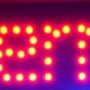 Φωτεινή επιγραφή καταστημάτων με LED  (internet)