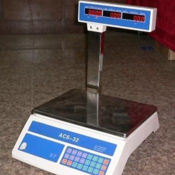 Εργαστηριακή ηλεκτρονική ζυγαριά 30 kgr με μπράτσο και υπολογισμό συνόλου αξίας