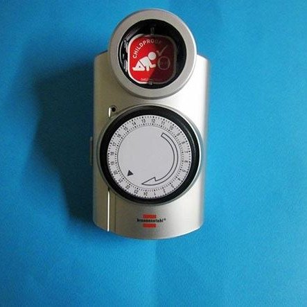 24Ωρος χρονοδιακόπτης εύχρηστος και λειτουργικός ! ! !