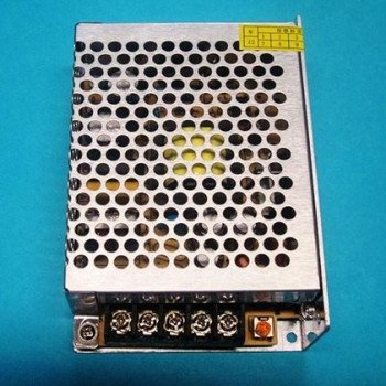 ΤΡΟΦΟΔΟΤΙΚΟ ΚΑΜΕΡΩΝ 5 AMPER (ΔΥΝΑΤΟΤΗΤΑ ΣΥΝΔΕΣΗΣ  ΕΩΣ ΚΑΙ 6 ΚΑΜΕΡΕΣ)