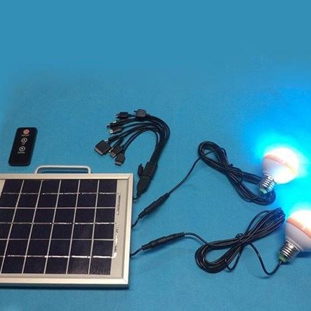 Hλιακό κιτ φωτισμού 4.5W ολοκληρωμένο με 2 λάμπες LED - θύρα USB - τηλεχειριστήριο